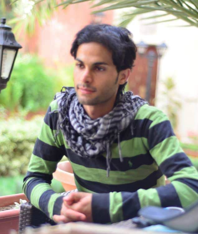 داهموا السينما وطردوا النساء – صدمة في اليمن بعد مقتل ممثلٍ كوميدي على يد مسلّحين!