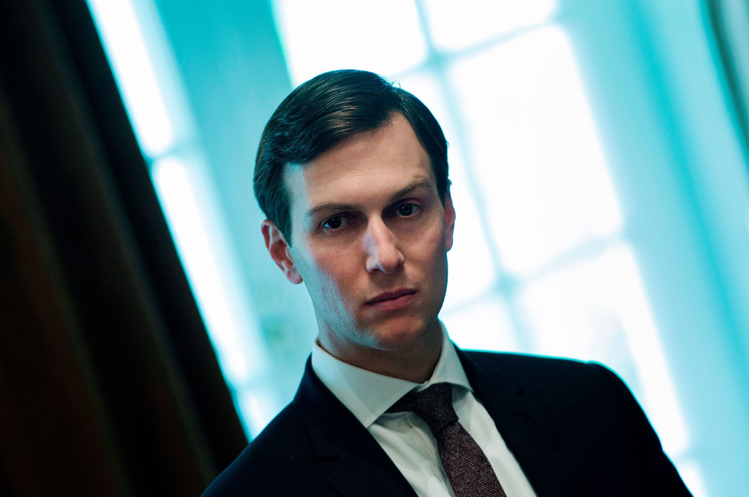 بالوثائق.. كوشنر يختار العقارات ثم تتبعه ملايين الدولارات من تل أبيب، وعلاقاته بالمصارف الإسرائيلية تظهر انحيازه