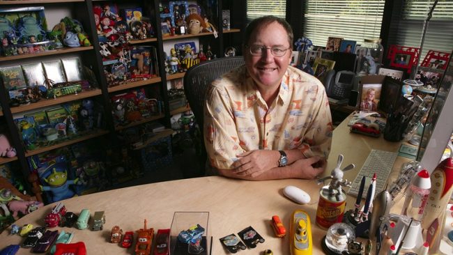 أعلى مسؤول تنفيذي في هوليوود يتمّ إسقاطه.. رئيس قسم الرسوم المتحرّكة يغادر ديزني بسبب العناق غير المرغوب به!