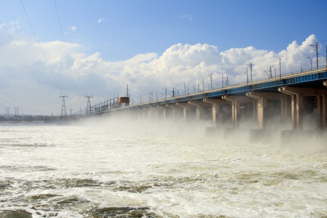 مباراة مصر والسعودية القادمة ستضاء بطاقة مولدة من سد فولغوغراد العملاق، وهذا سيقضي على سمك الكافيار النادر