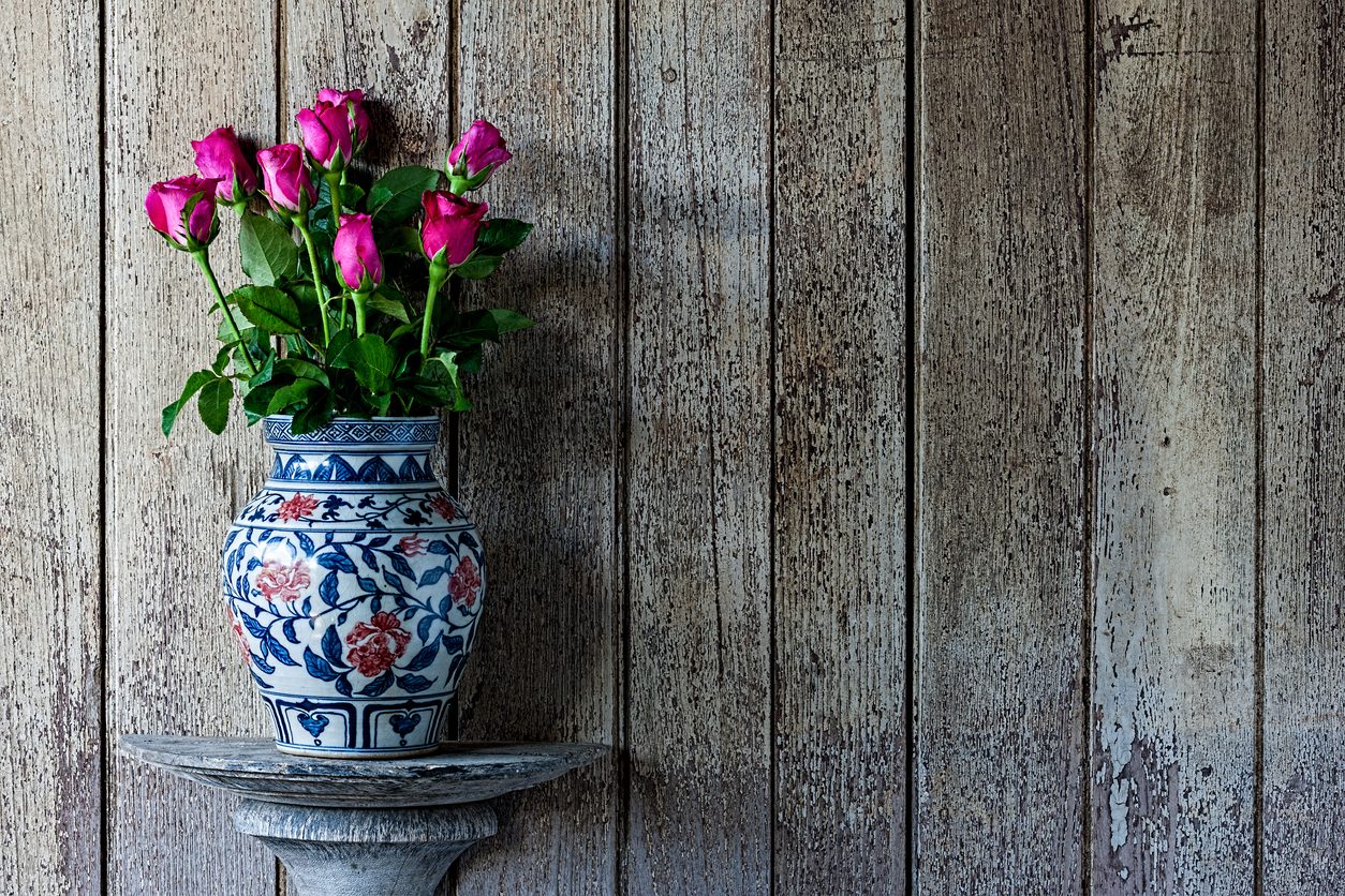 قصة المزهرية التي أصلحها أبي والشروخ التي ملأت وجهي