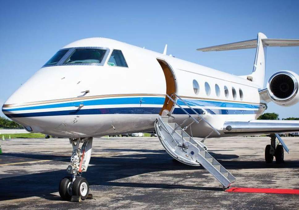 طيار يعمل لدى الأسرة الملكية السعودية يدخل السجن.. أميركا قبضت عليه فوراً بعد هبوط طائرته ووجهت له هذا الاتهام