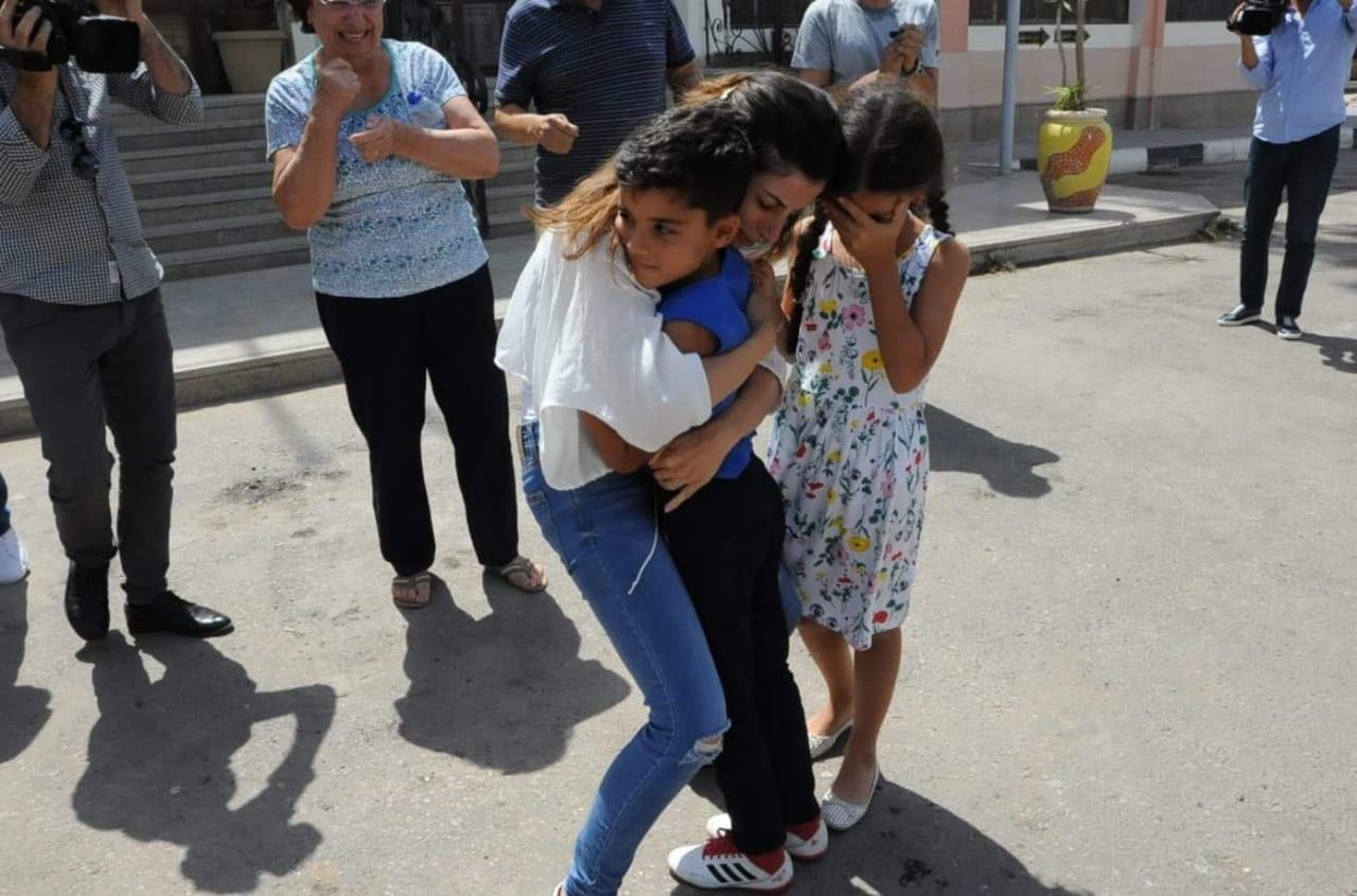هذه قصة 5 أيام من معاناة أسرة مصرية بعد خطف ابنها.. خلاف مالي مع الجد، وصديقة الأم تكشف التفاصيل 
