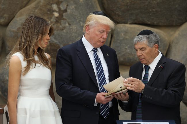 مَن يحكم مَن: أميركا أم الصهيونية؟