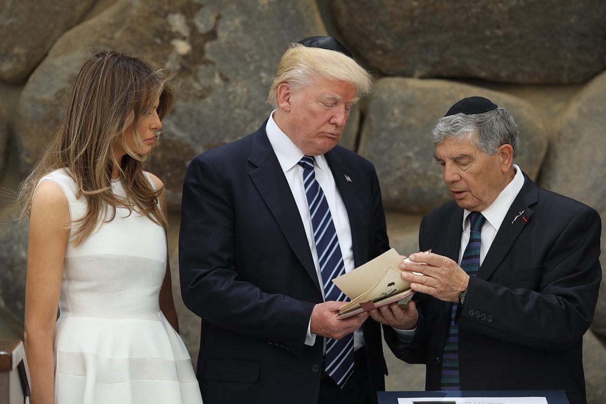 مَن يحكم مَن: أميركا أم الصهيونية؟