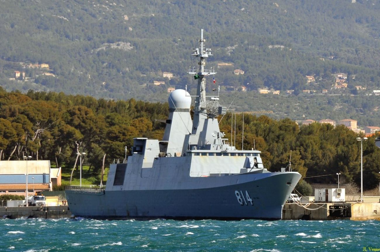 السفينة الحربية 