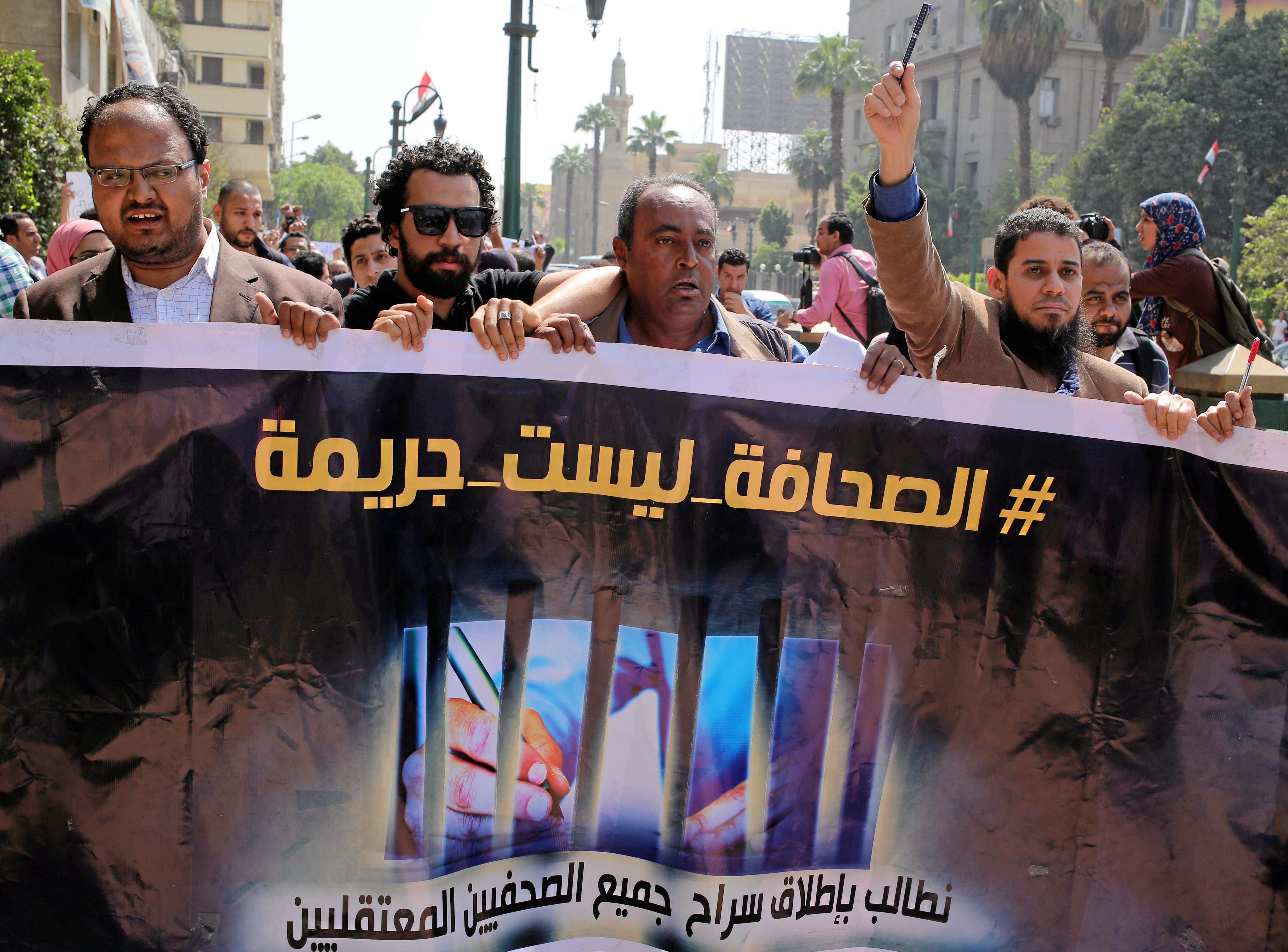 استياء في مصر من تزايد حالات اعتقال الصحفيين والمدونين