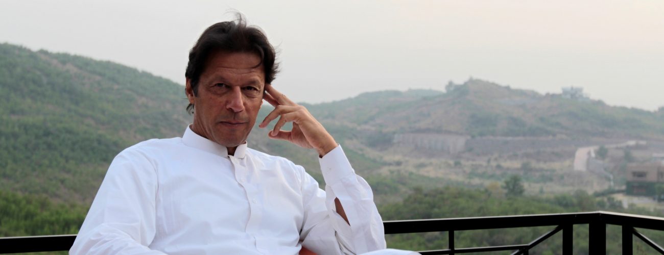 عمر خان لن يرسل قوات باكستانية لدعم السعودية باليمن