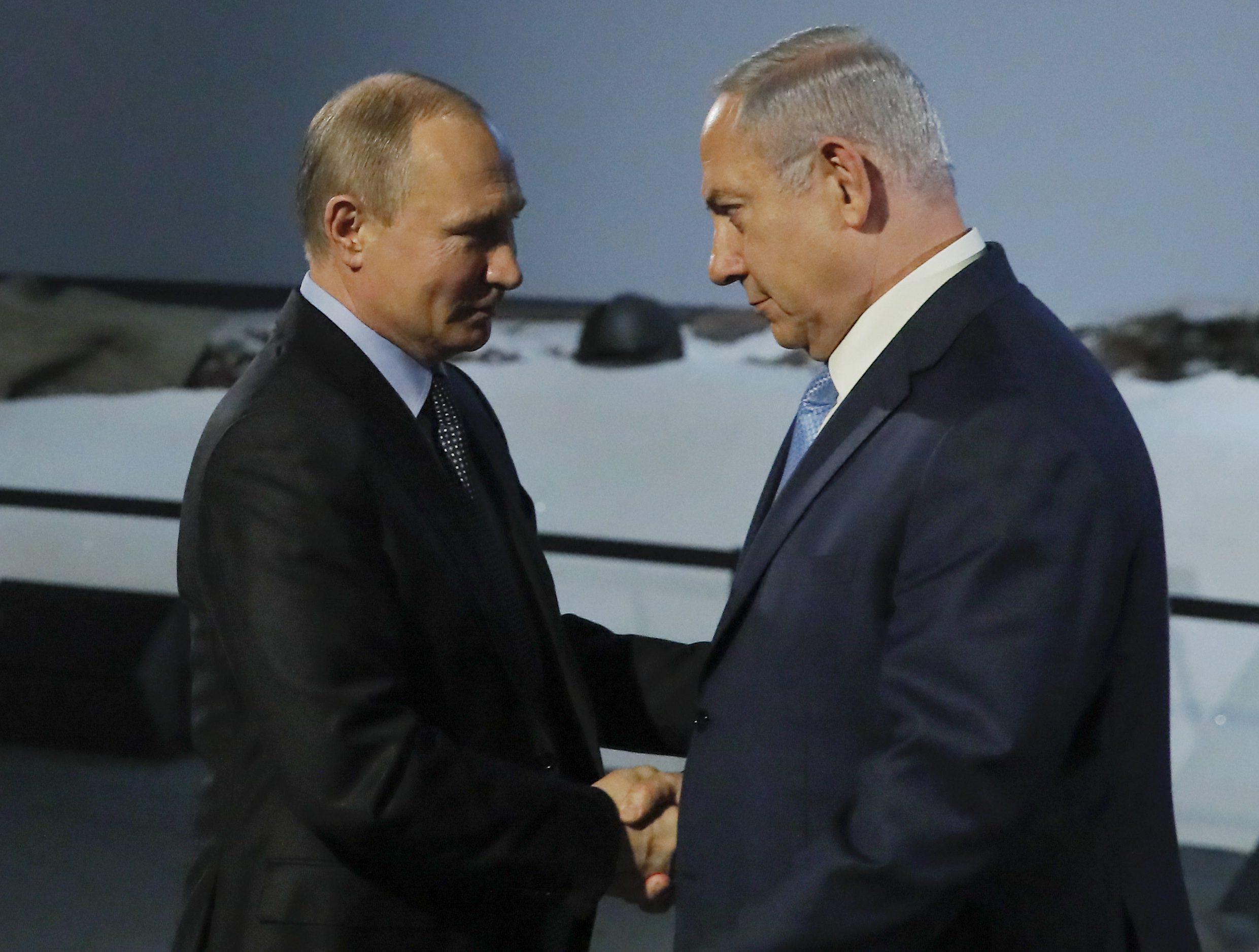 هل غفر بوتين لإسرائيل خطيئة إسقاط الطائرة الروسية ؟