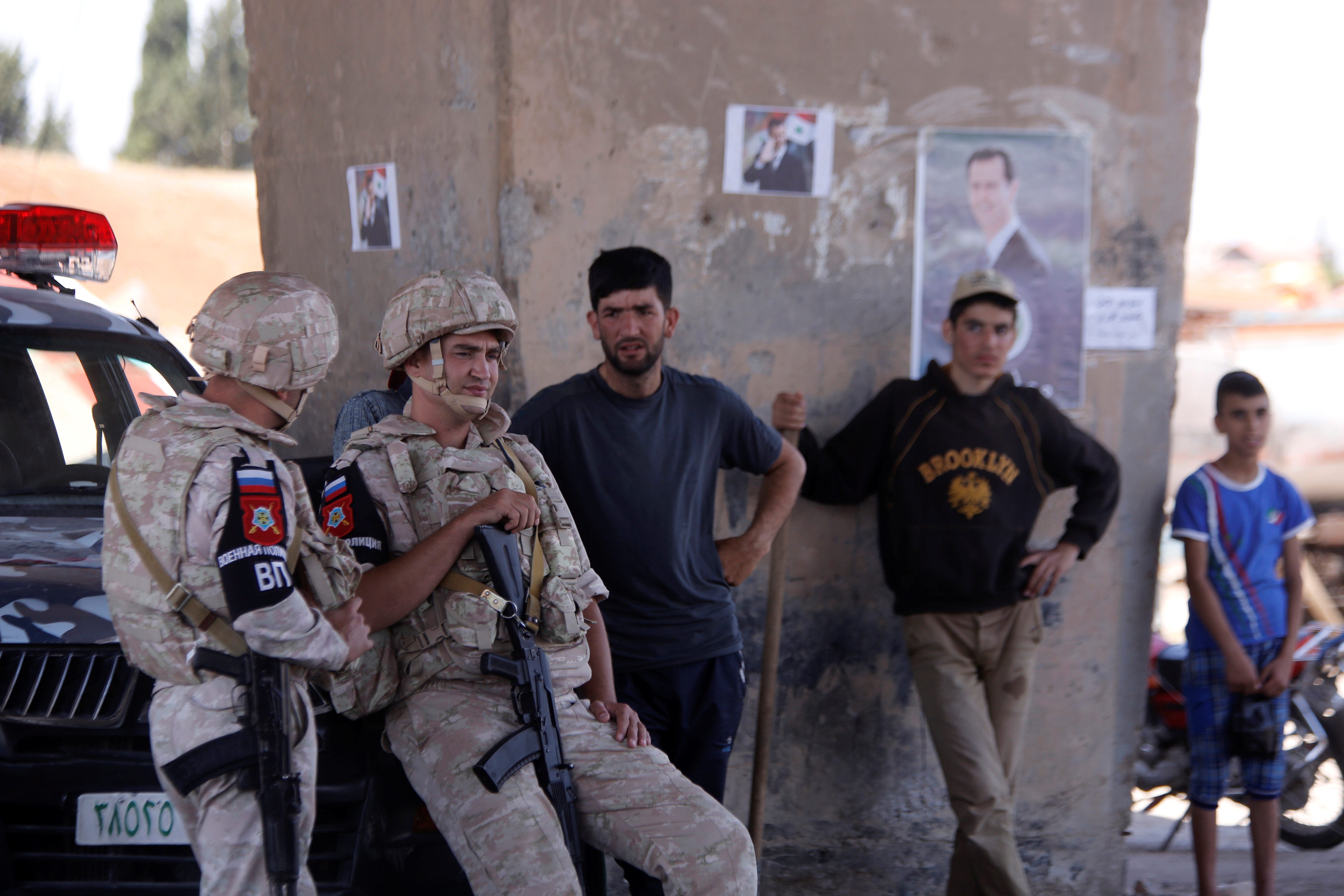 ثالث أقوى جيش في سوريا.. جنود النظام مستاؤون بسبب إهانتهم المستمرة من القوات الأجنبية