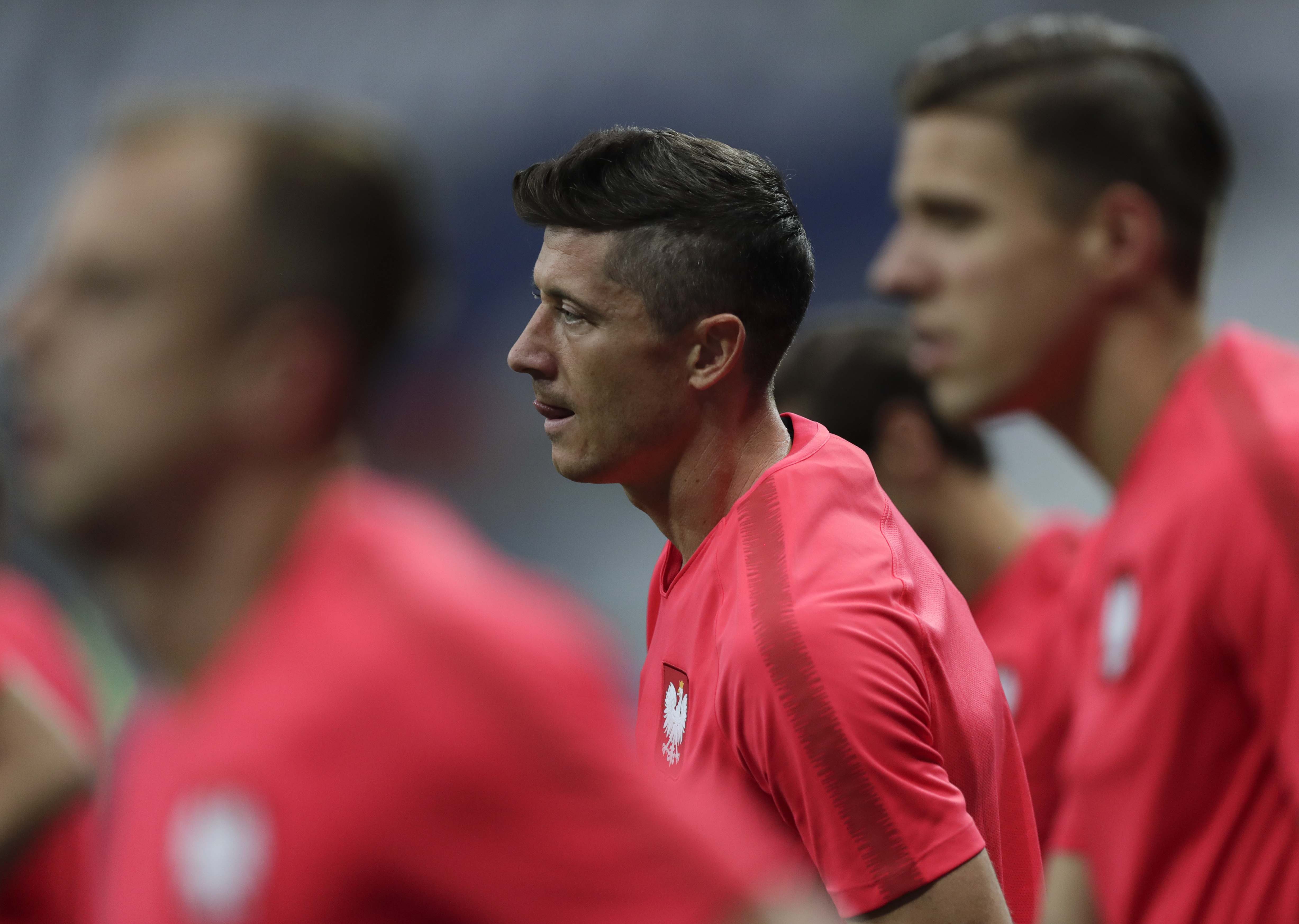 أسوأ 11 لاعباً خرجوا من كأس العالم في مرحلة المجموعات يجرُّون أذيال الخيبة