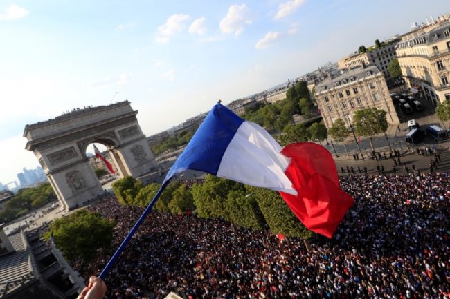 “كرة القدم تعود إلى موطنها” بالفعل.. فرنسا وليس إنكلترا وطن البطولات الرياضية العالمية