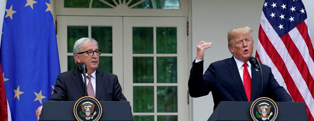 الرئيس الأميركي دونالد ترمب، ورئيس المفوضية الأوروبية يونكر