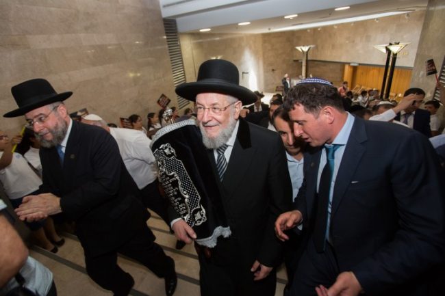 بعد قانون يهودية الدولة.. هل يصبح الفلسطينيون كالهنود الحمر في بلادهم!