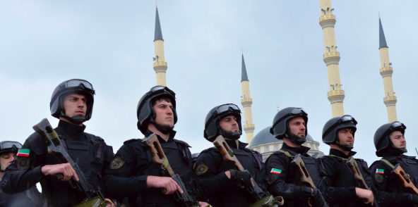 معروف بقبضته الحديدية ضد أي شخص يعارضه