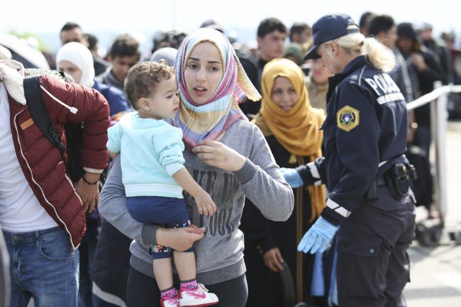 “راحة نفسية” بعد الطلاق.. لماذا تنفصل السوريات عن أزواجهن بعد الوصول إلى ألمانيا؟