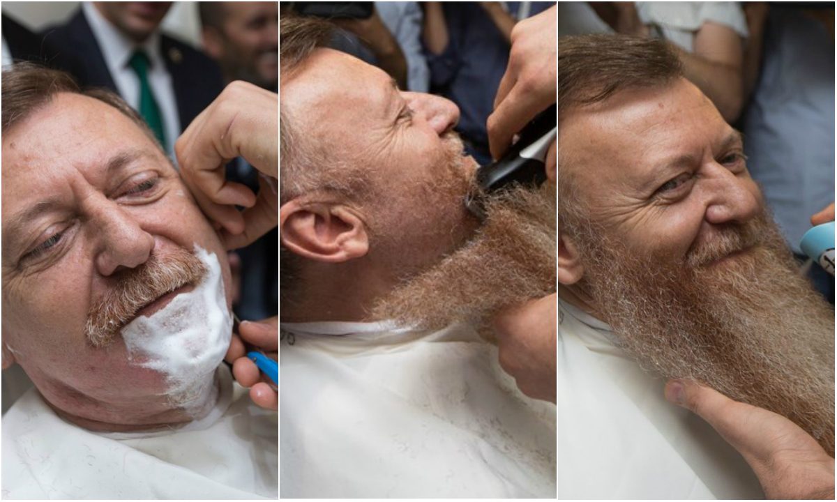 احتج بإطلاقها قبل عامين.. فيديو لسياسي تركي معارض يحلق لحيته بعد قرار اتخذته الحكومة