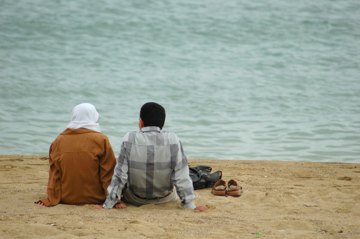 لا يهمنا أمركم المهم امتلاء جيوبنا بالأموال”… هنا مافيا الشواطئ الجزائرية”