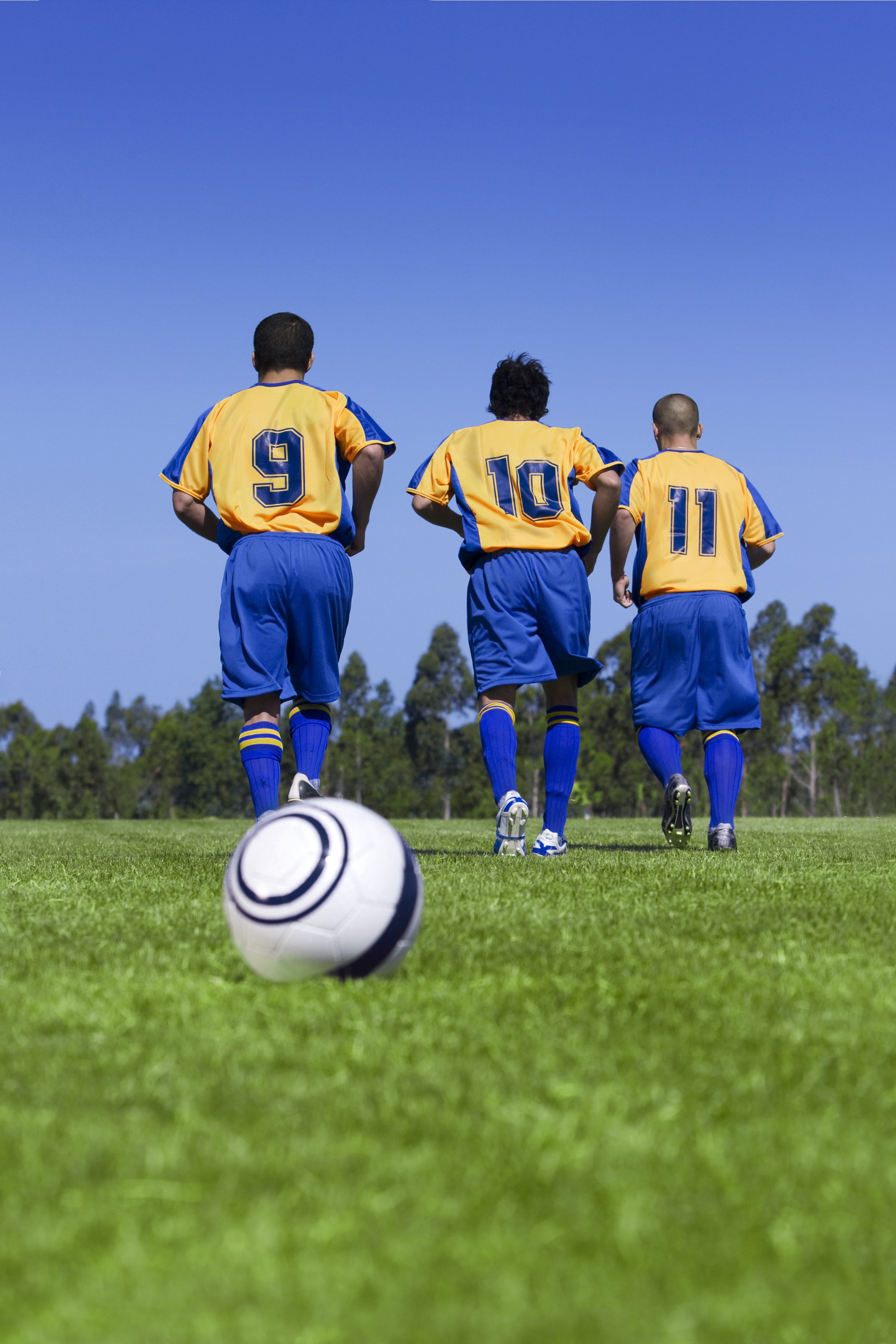 لكل رقم حكاية، و 10 الأهم.. هذه دلالات أرقام قمصان لاعبي كرة القدم