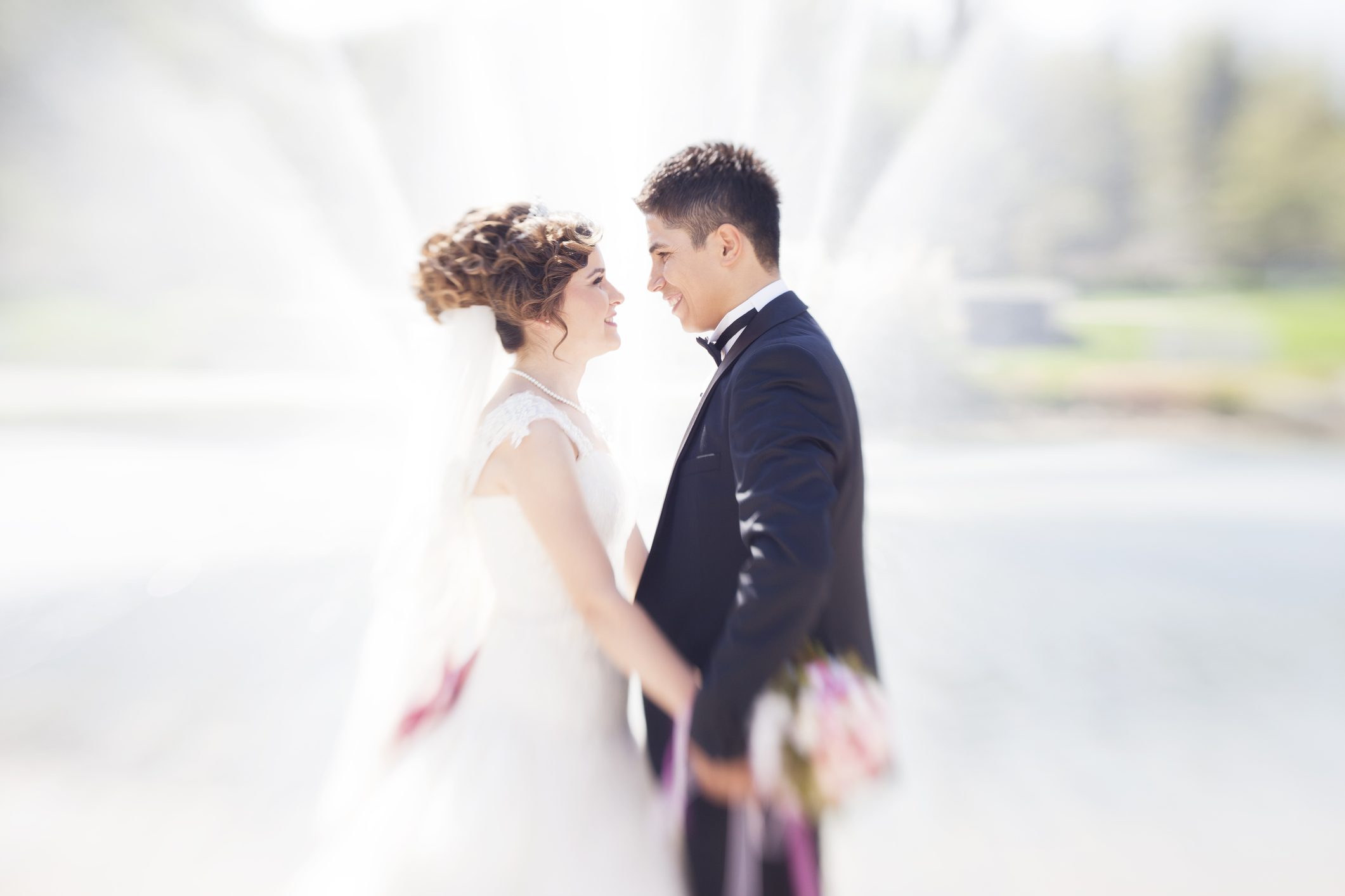 هل ستقدمين التنازلات؟ وأنت هل ستخطط للحفل معها؟.. 7 علامات تدل على أن زواجكما سيكلل بالنجاح وفقاً لمنظمي الأفراح