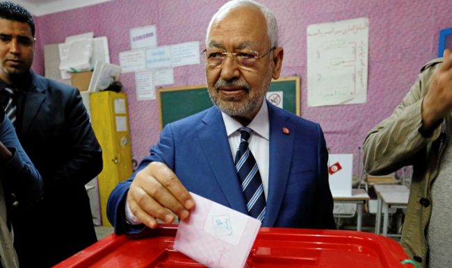 لماذا لا يمكن إنشاء ديمقراطية في الشرق الأوسط من دون الإسلاميين؟