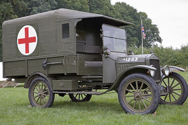 سيارة إسعاف Model-T Fords الأميركية