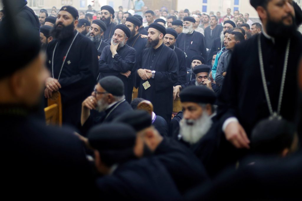 ثورة تصحيح داخل الكنسية المصرية