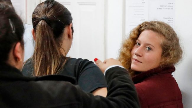 انتقادات لعهد التميمي بسبب ثنائها على نصر الله.. وإسرائيليون يحاولون استغلال الموقف في تشويه صورتها