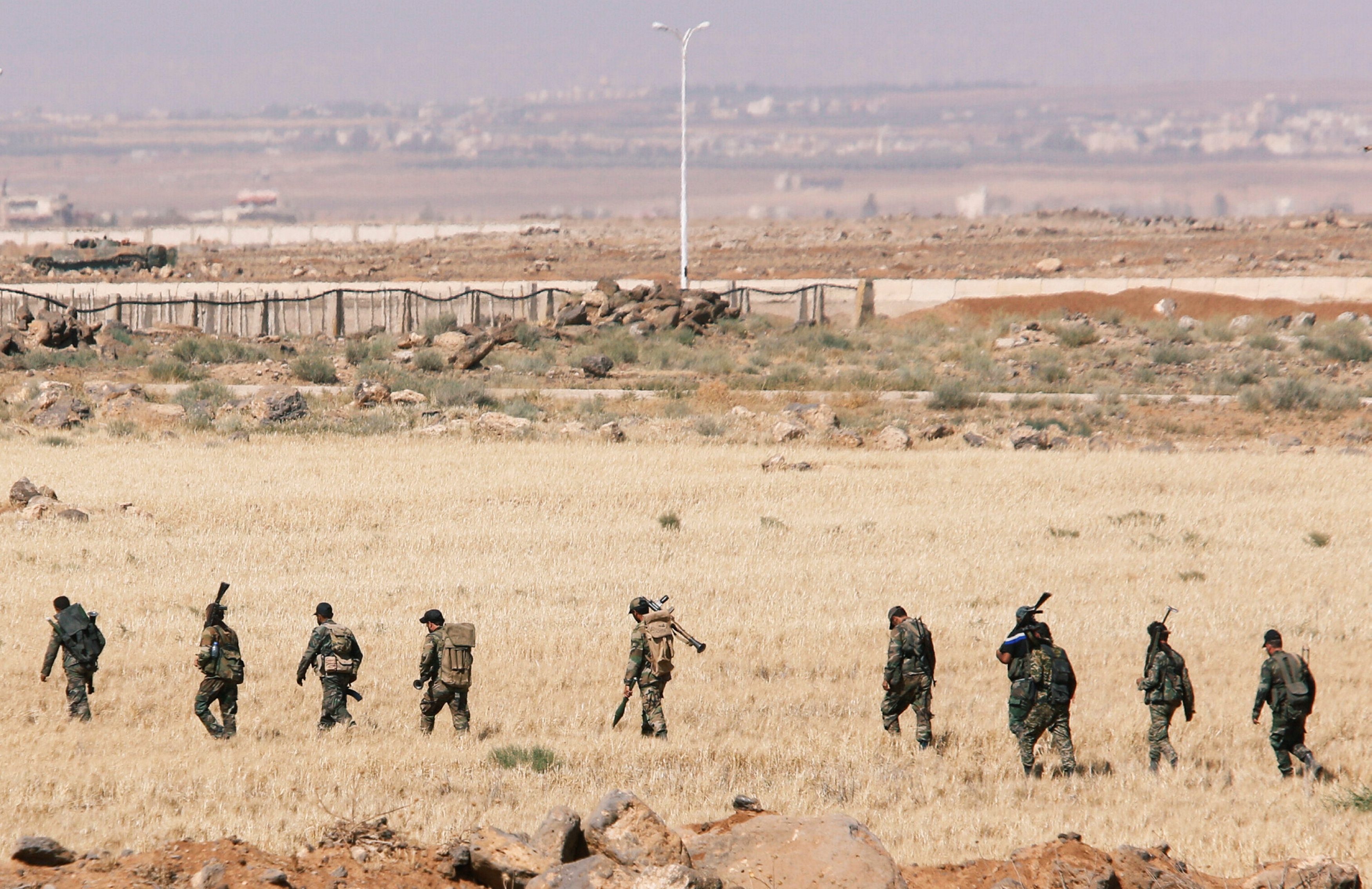 الوضع في سوريا يُنبئ بأن الحرب اقتربت من نهايتها، لكن مهلاً الأمر ليس كذلك.. مواجهة قادمة ومرحلة حاسمة بدأت الآن