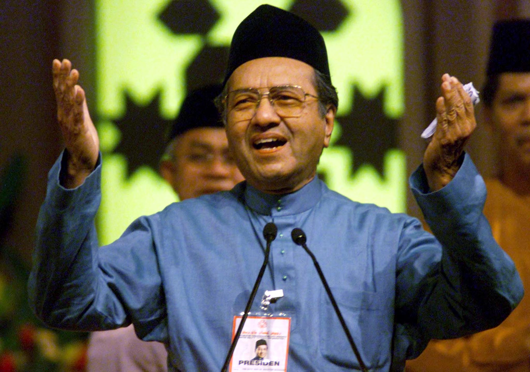 مهاتير محمد عام 2001