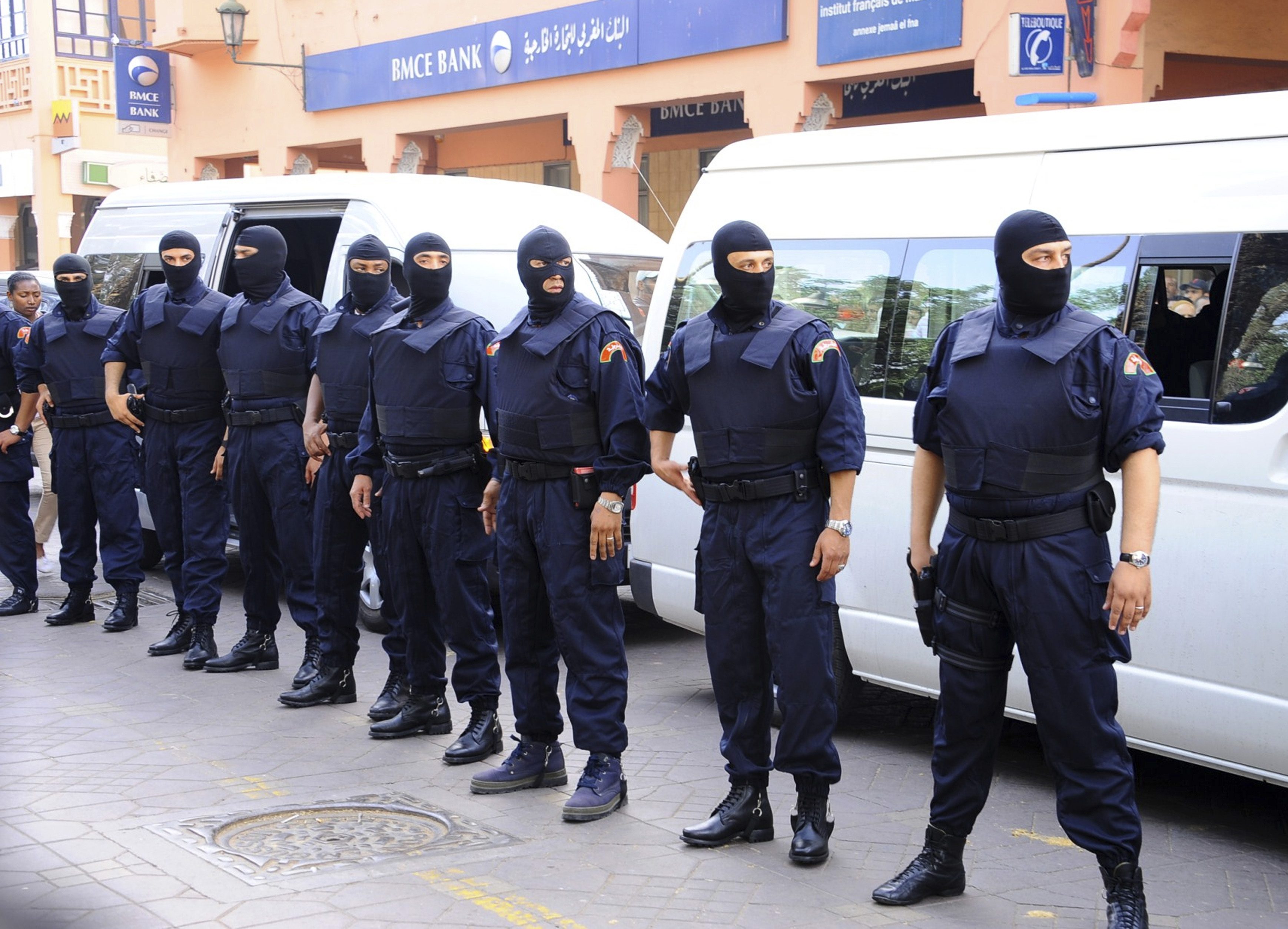 اتَّهمت السلطات المغربية الجزائر بالوقوف وراء عملية مراكش، عبر تصدير عناصر إرهابية إليها