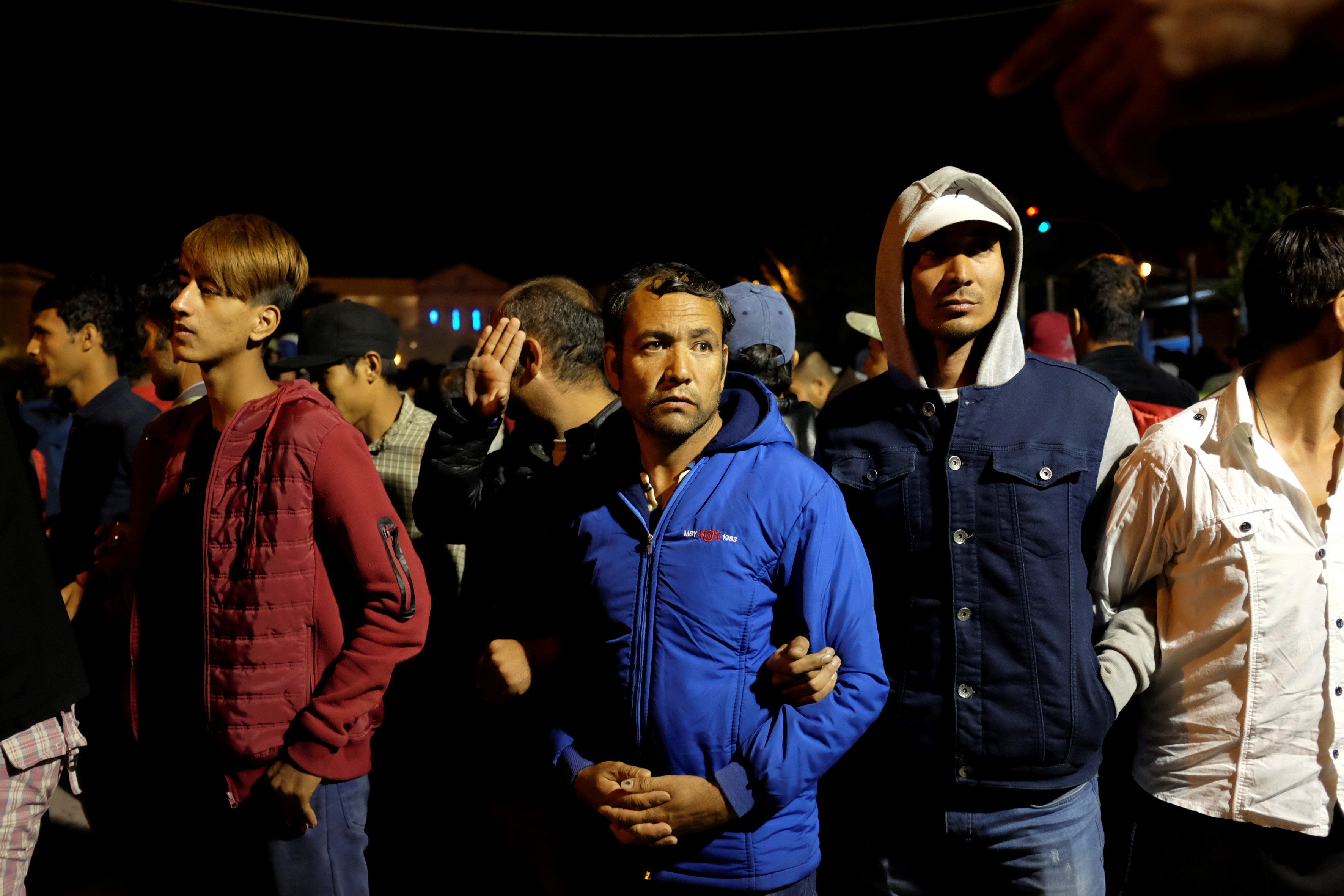 عصابات مسلحة هاجمت مخيمات اللاجئين الأكراد في اليونان
