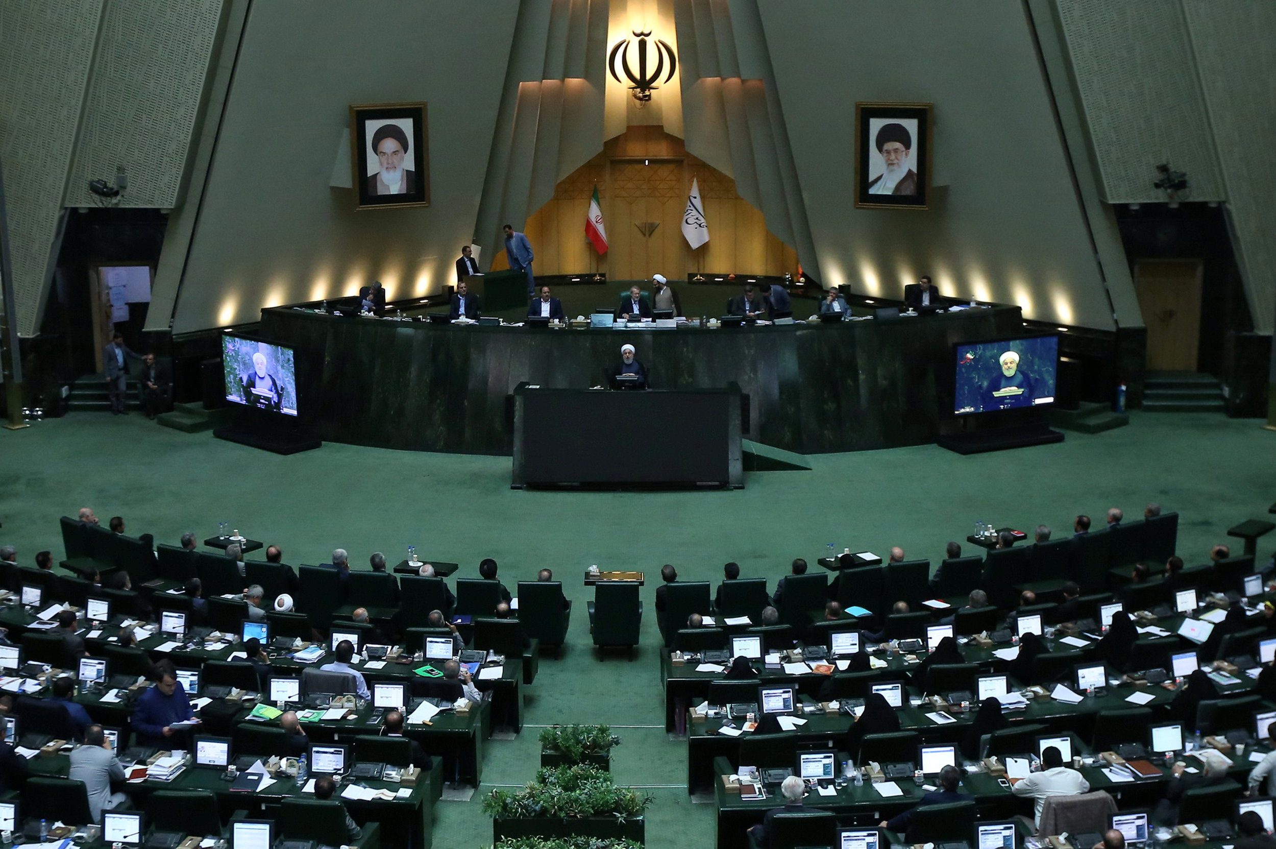 البرلمان الإيراني/REUTERS