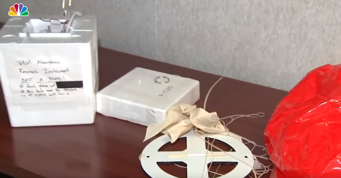 الطرد الذي حمل رسالة وكالة الفضاء الأميركية إلى الرئيس دونالد ترمب