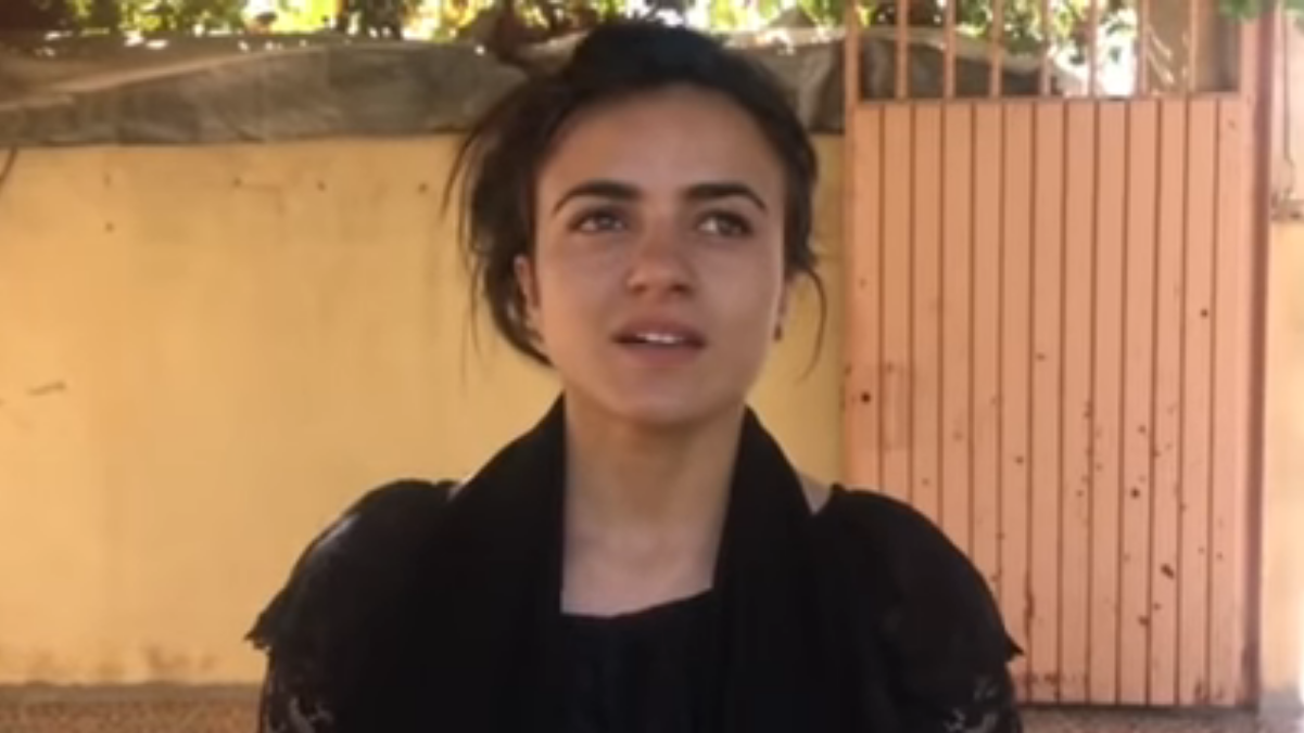 فتاة أيزيدية تقابل مختطفها