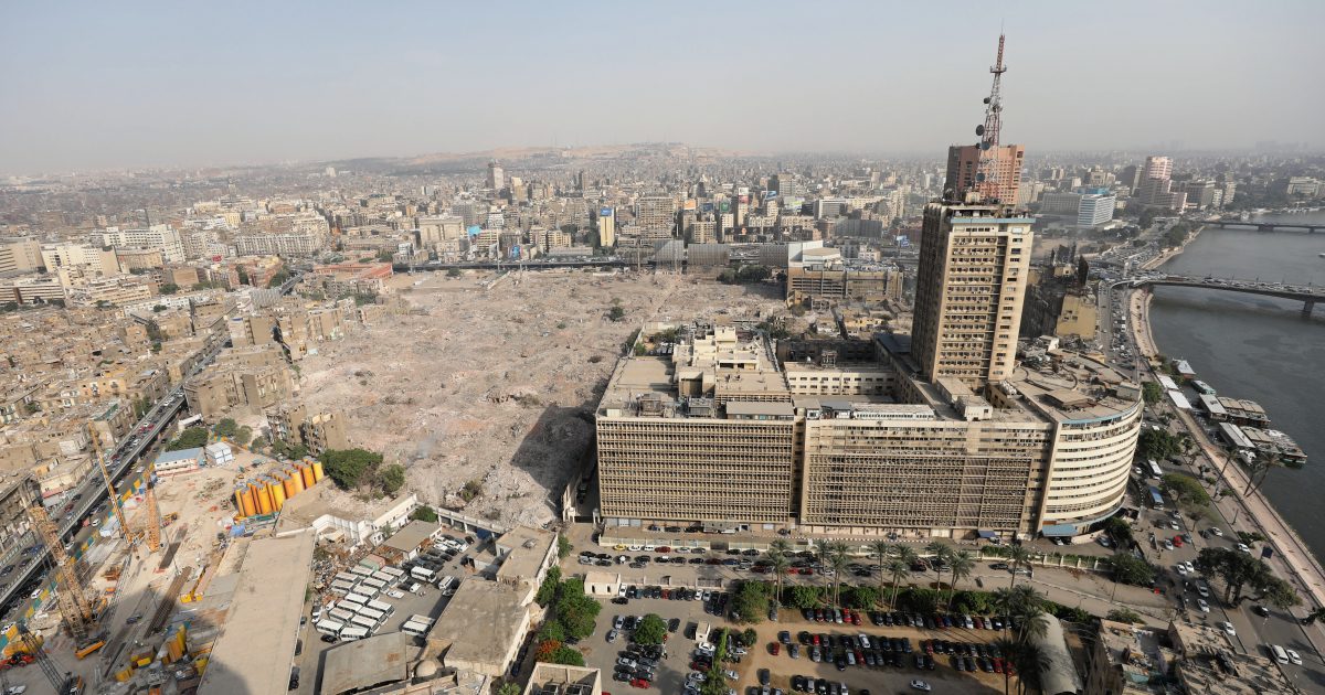 أعمال الهدم لا تتوقف في مثلث ماسبيرو