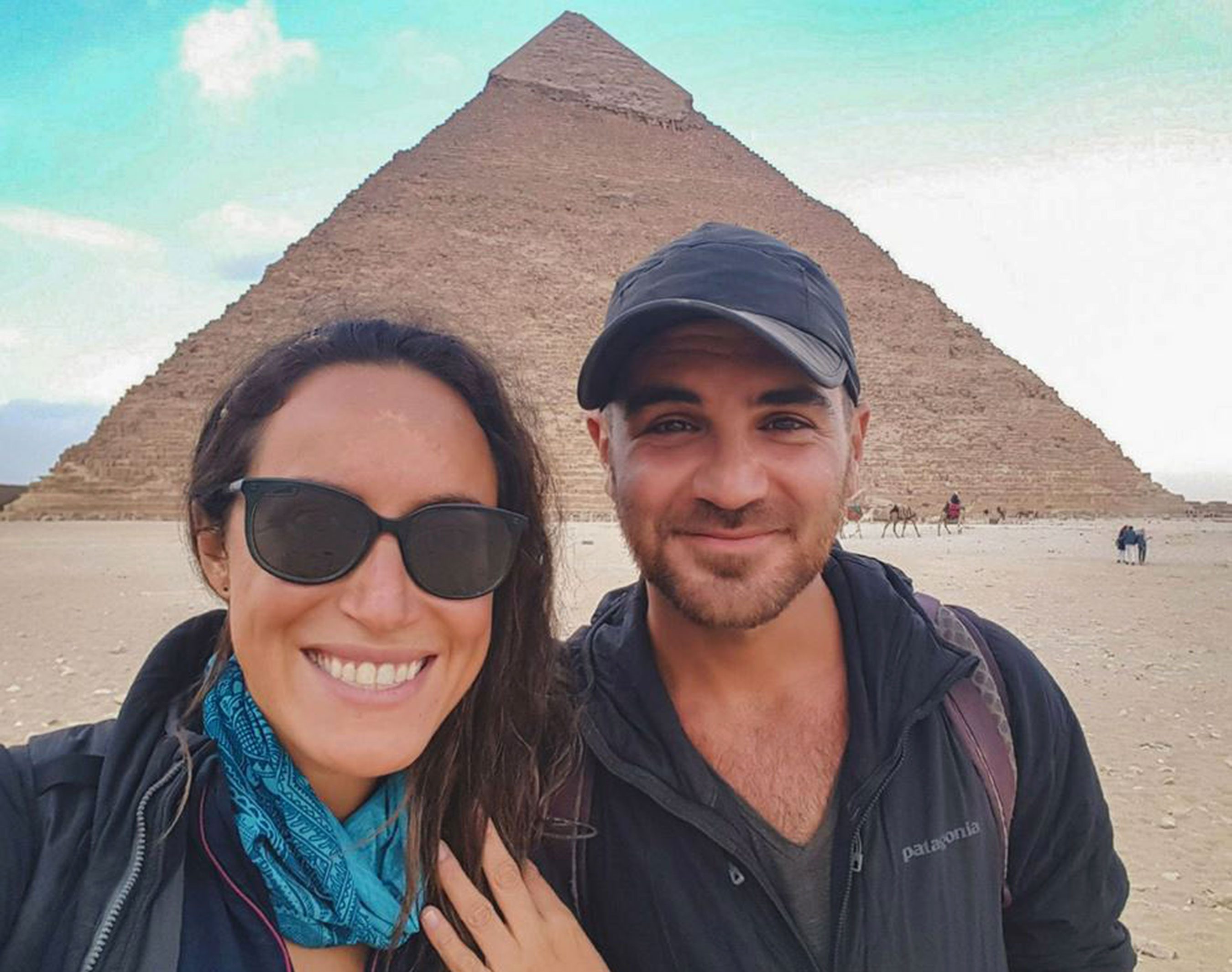 في مصر بعد رحلة شاقة في الصحراء الكبرى