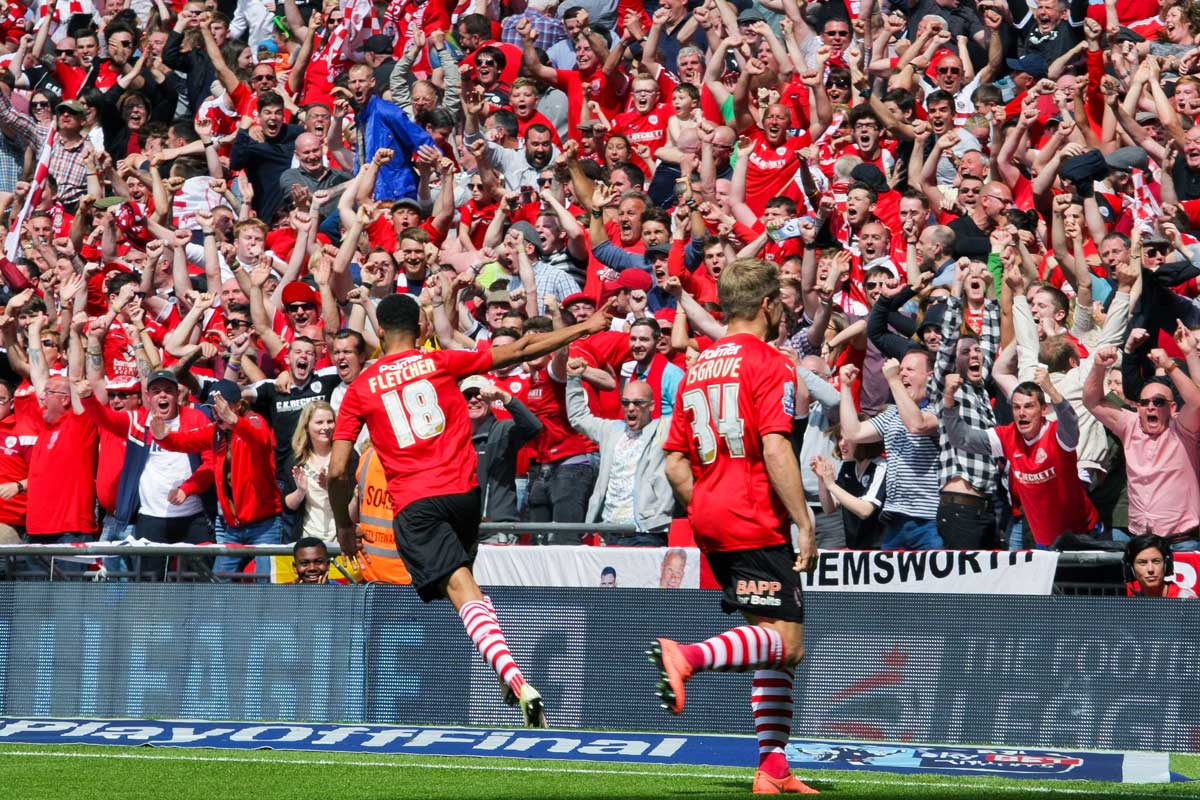 نادٍ إنكليزي يسطر درساً بالإنسانية.. رد على مشجعٍ مصابٍ بالاكتئاب بطريقة رائعة!