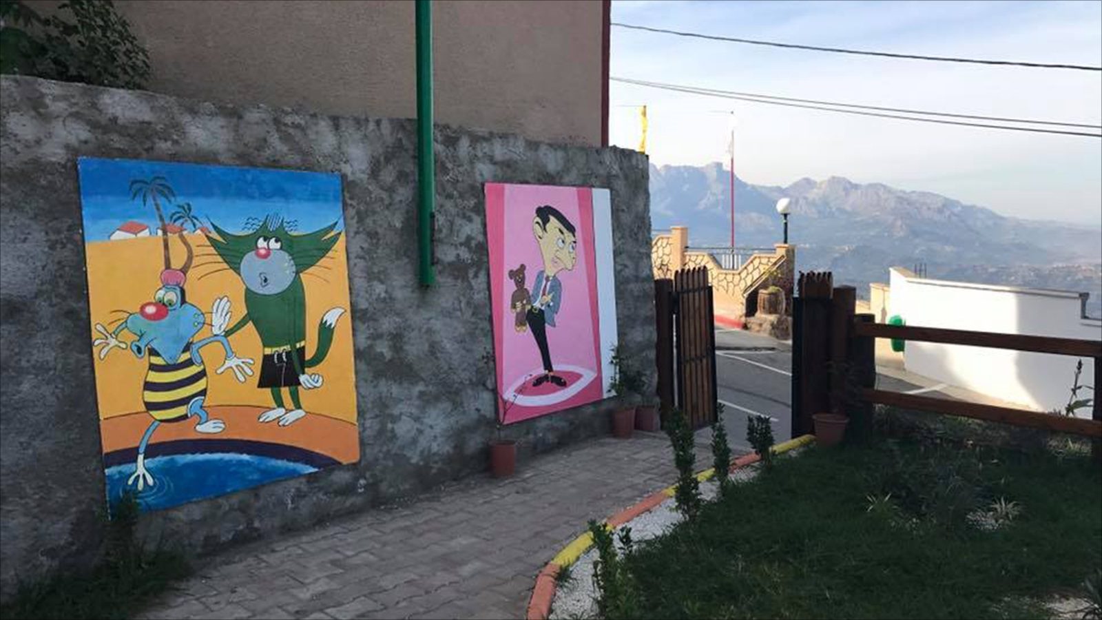 عانت التهميش والإرهاب حتى أصبحت «باريس الصغيرة».. قصة القرية الأمازيغية التي باتت رمزاً للحرية بالجزائر