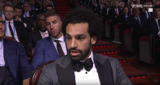 (فيديو).. صلاح يتجاهل تحية راموس في حفل الاتحاد الأوروبي لكرة القدم!