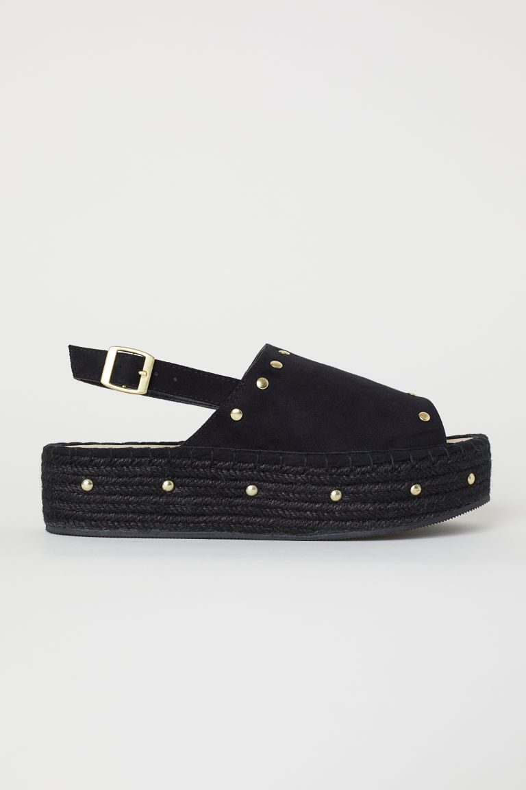 الصنادل الرائجة هذا الصيف - H&M