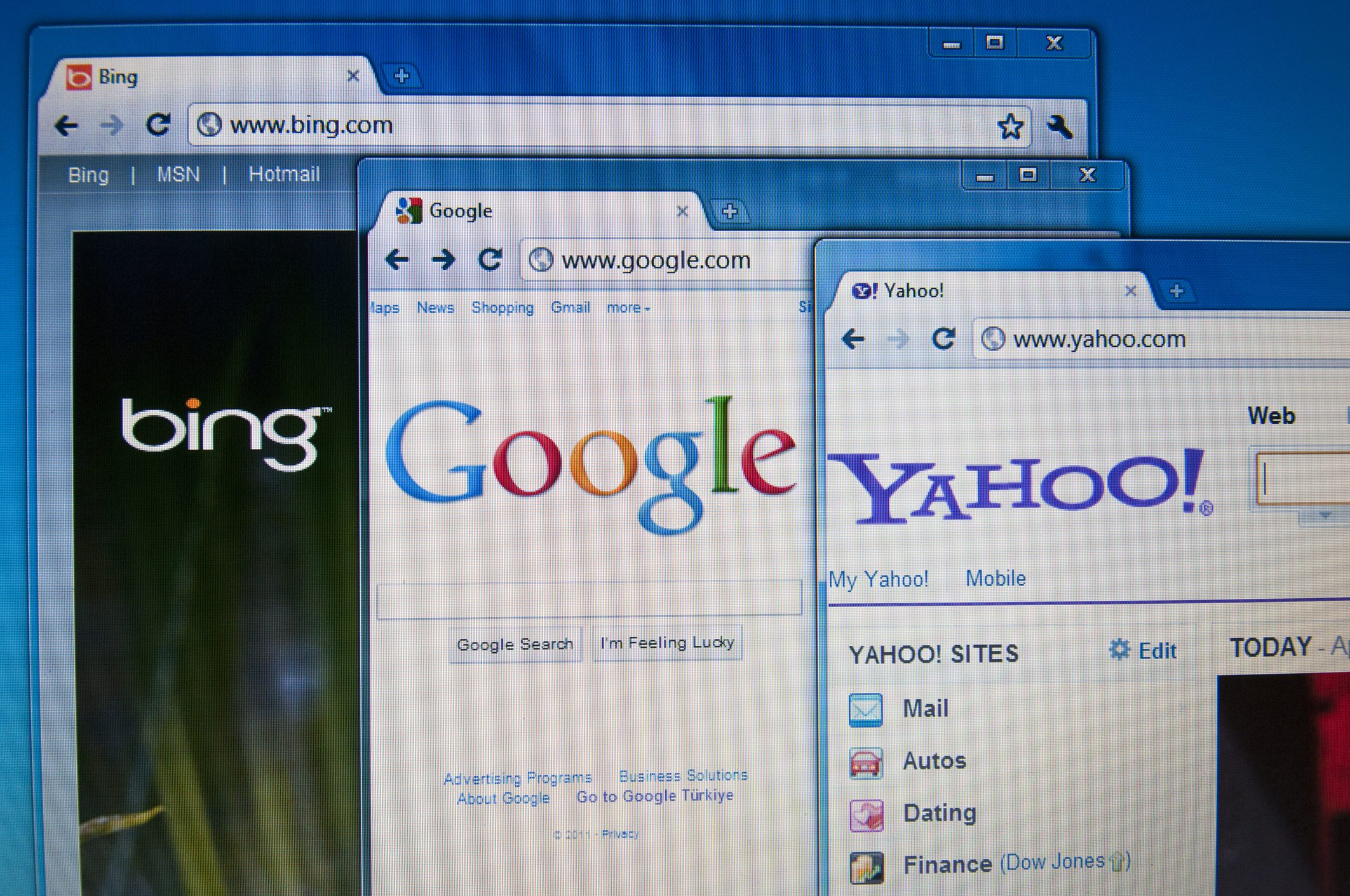 إذا كنت من مستخدمي Yahoo! فانتبه رسائلك تُقرأ.. وبالطبع السبب معروف: الإعلانات
