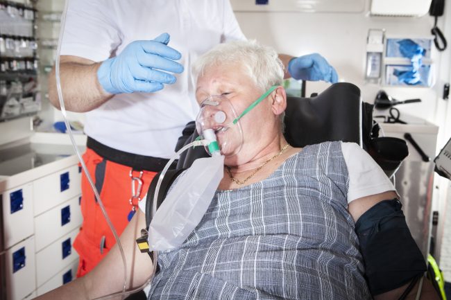 النساء يمتلكن فرصة أفضل للنجاة من أزمة قلبية عندما تكون طبيبتهن أنثى! العلماء يرجعون الأمر لهذا السبب