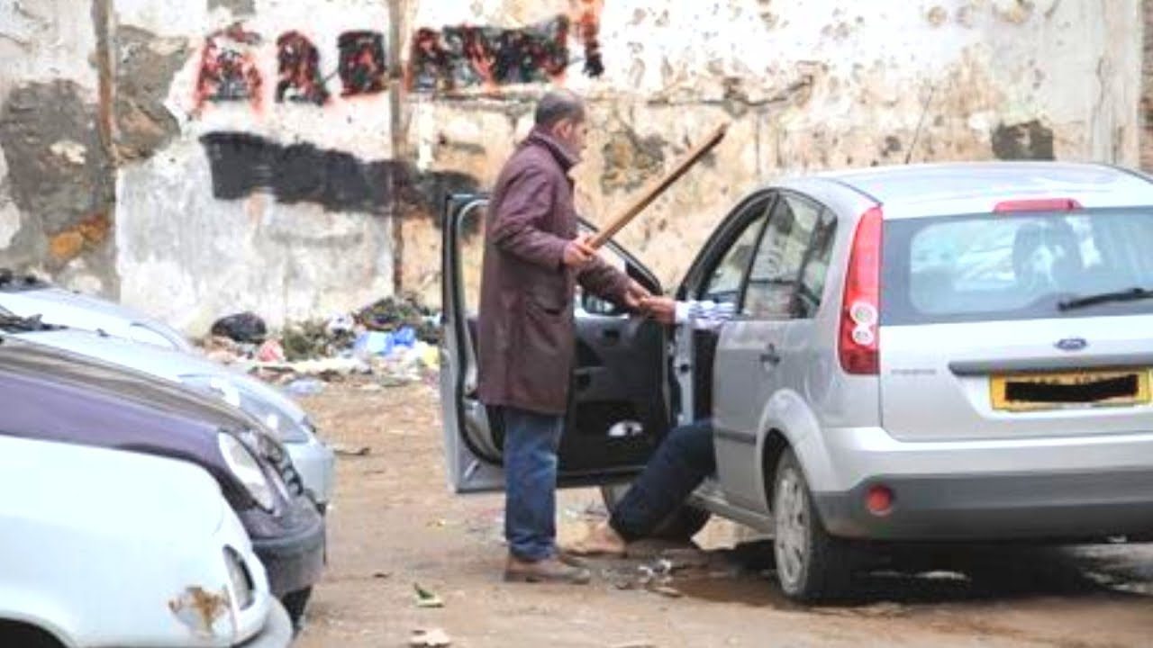 الجزائريون يعانون من 