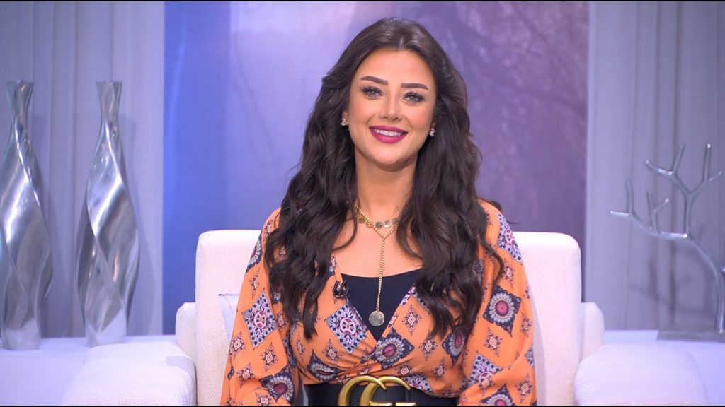 رضوى الشربيني عن أنباء انفصال شيرين عبد الوهاب