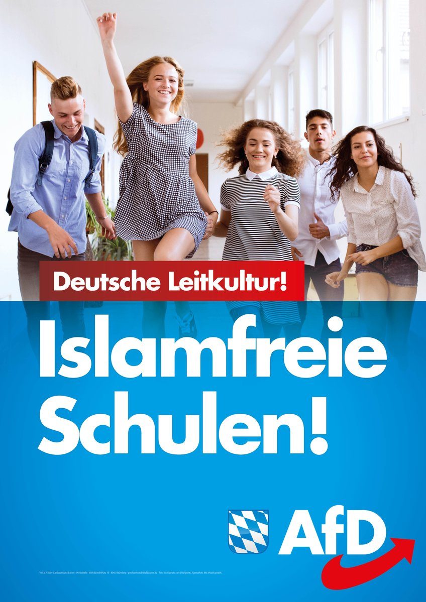 مدارس خالية من الإسلام