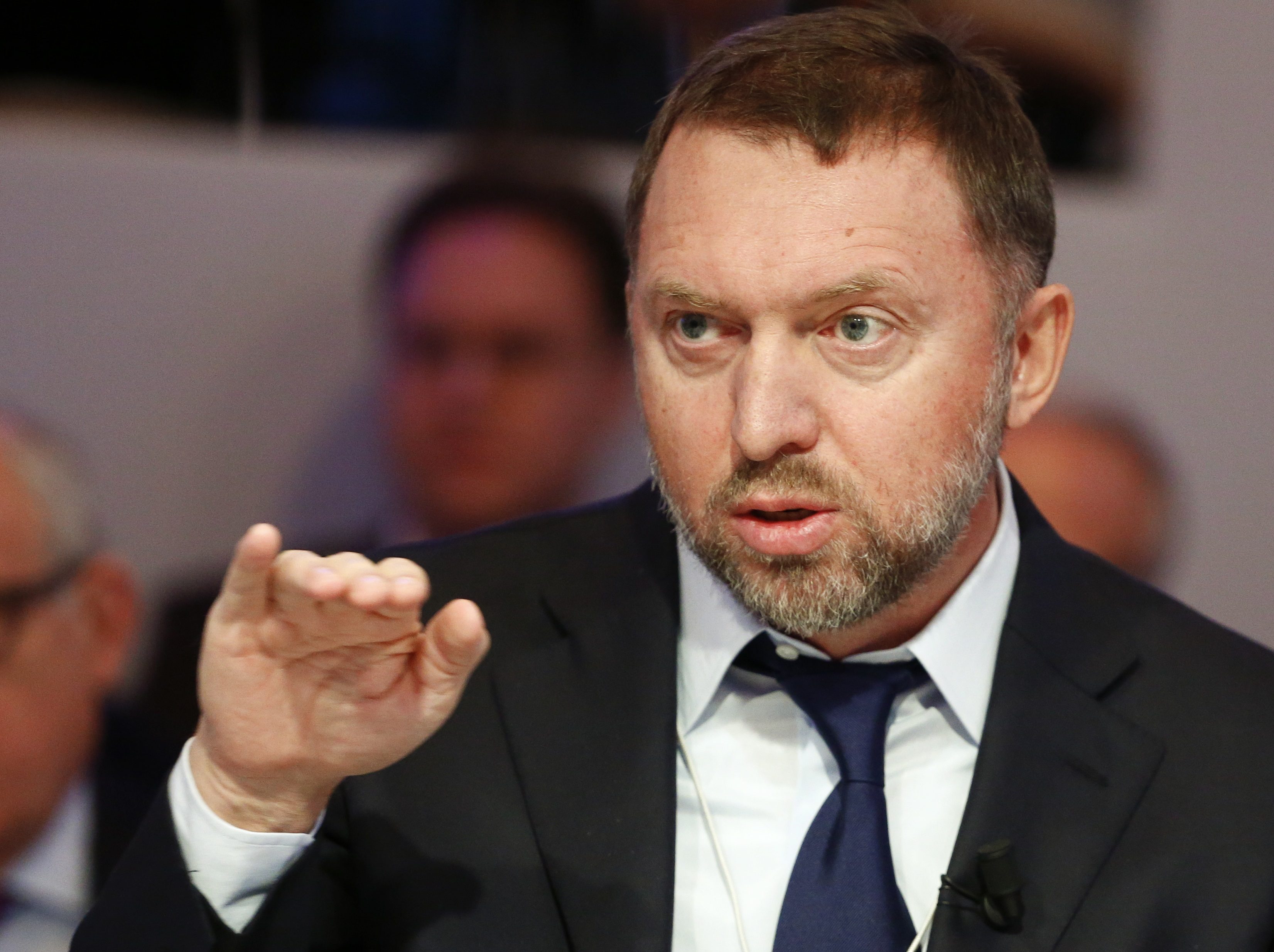 الـFBI حاول تجنيد أغنى رجل في روسيا.. وعدوه بمغريات مقابل معلومات حساسة عن الانتخابات الأميركية