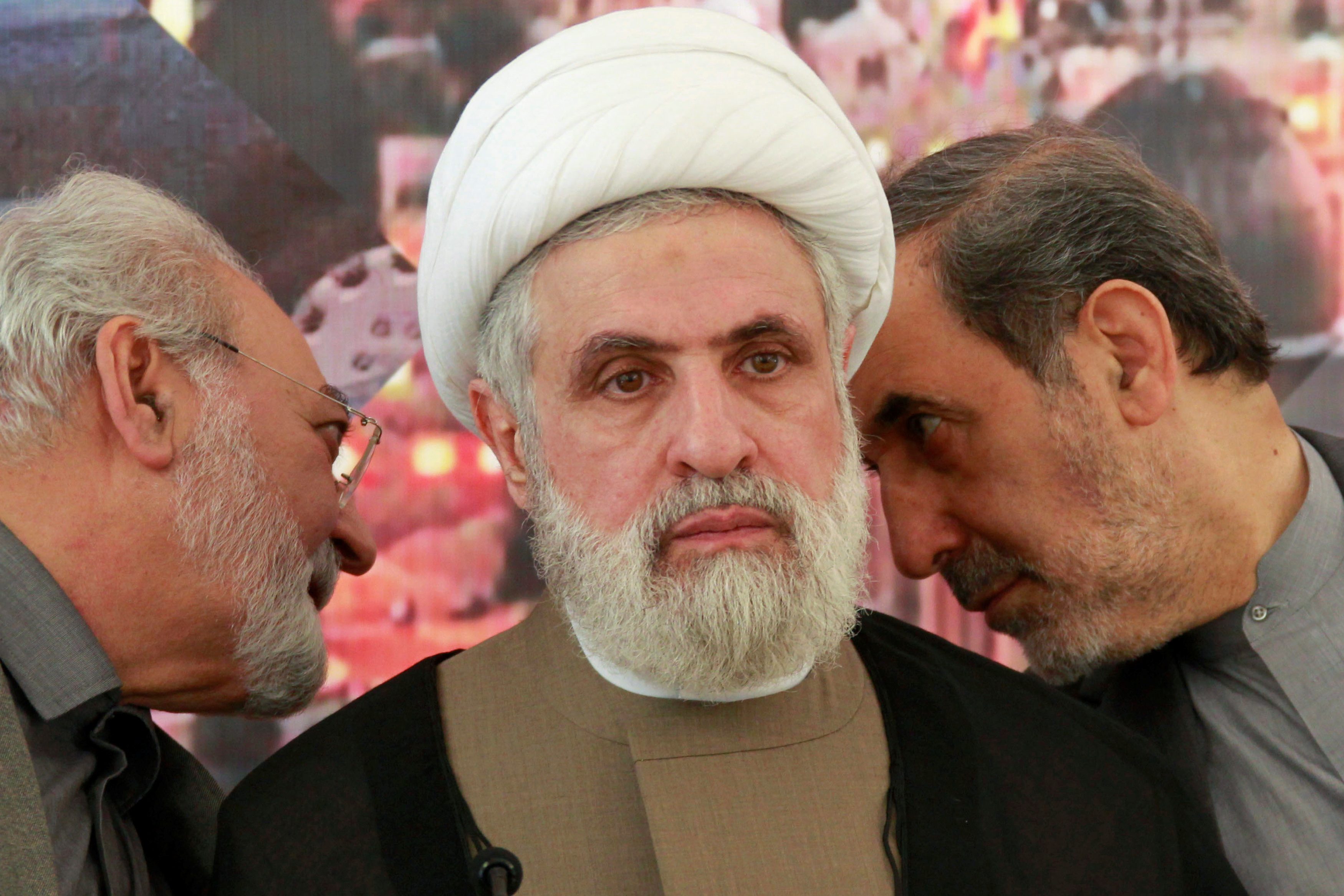 علي أكبر ولايتي المستشار طويل الأمد في السياسة الخارجية للمرشد الأعلى
