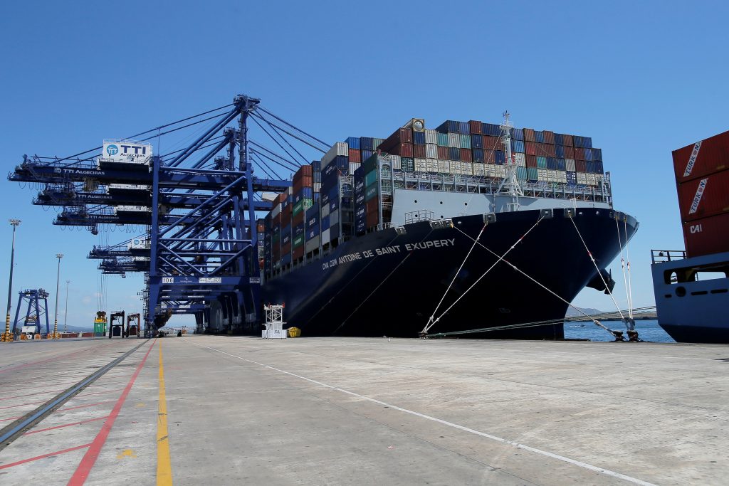 وجدت بعض أسرع الاقتصادات نمواً في العالم نفسَها في مأزقٍ