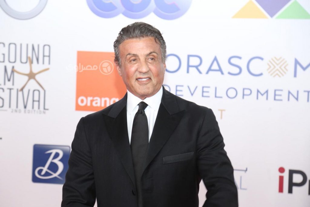 سيلفستر ستالون يقول إنه لم يتوقع أبداً أن ينجح في مهنة التمثيل.. روى قصة حادث تعرض له عند مولده أهداه أهم ميزة للنجومية